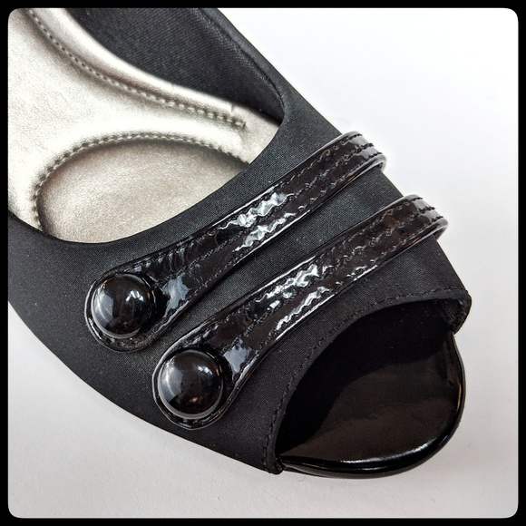 Coach and Four peep toe black heels pumps 9.5 - Picture 1 of 7